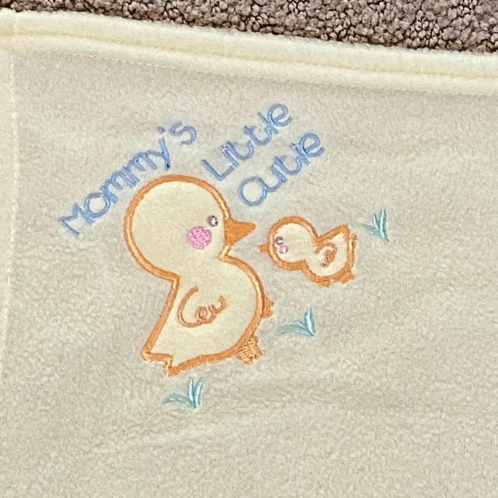 Vintage Fisher Price Mommy's Little Cutie Duck Yellow FleeceBaby Blanket‎ 29x39